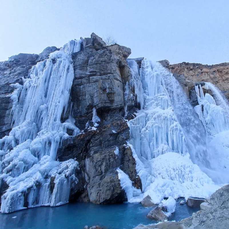 When Does Lingti Waterfall Actually Freeze?