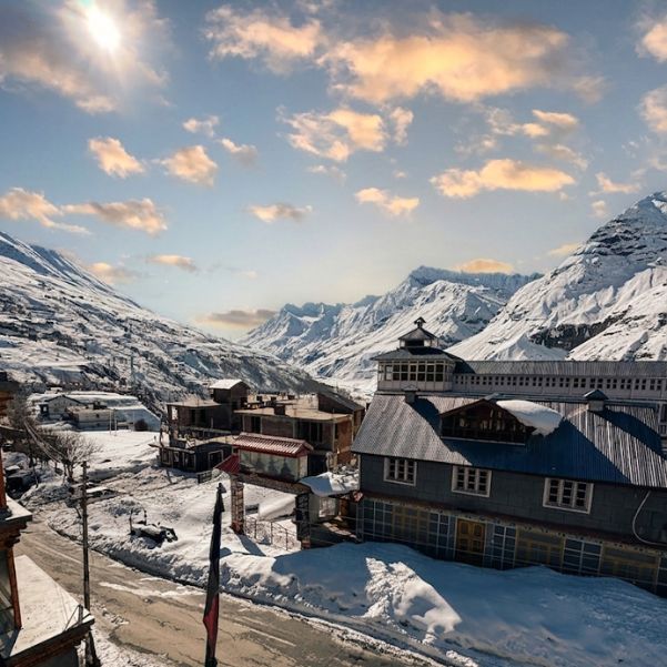 What Should You Check Before Booking a Winter Stay in Sissu.jpg