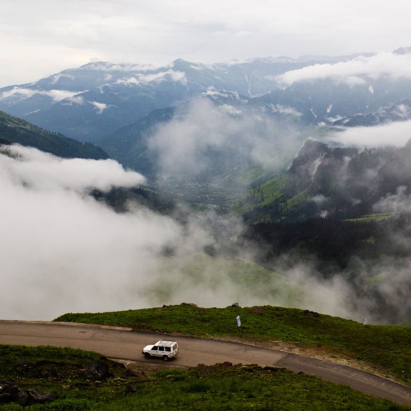 Does the 2026 Weather and Road Situation Make a Package Safer Than DIY?