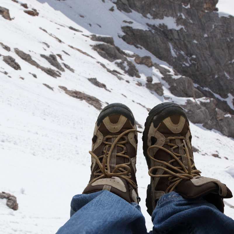 Which Shoes Are Best for Himachal Winter and Snow?
