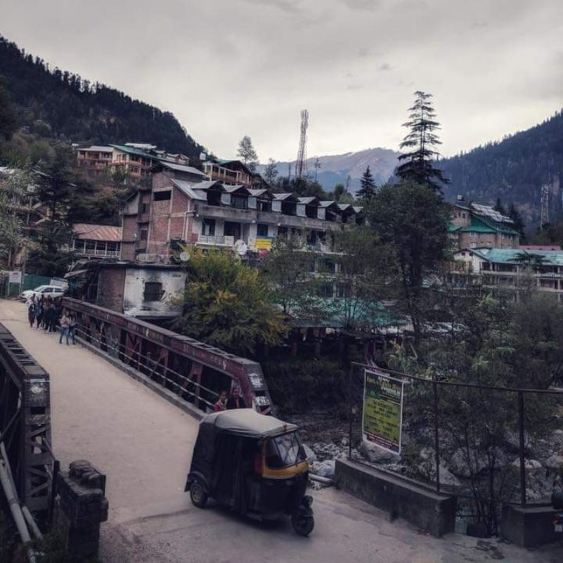 What Licence and Documents Do You Need to Rent a Bike in Manali?