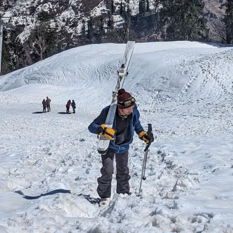 What Happens in Your First Ski Lesson at Solang?
