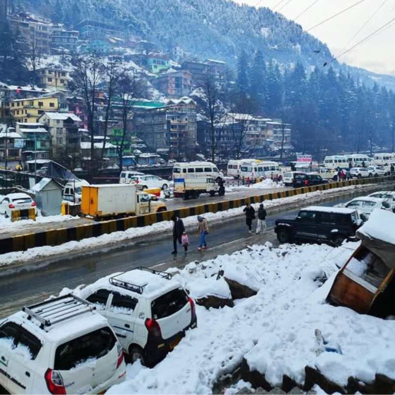 Manali snowfall