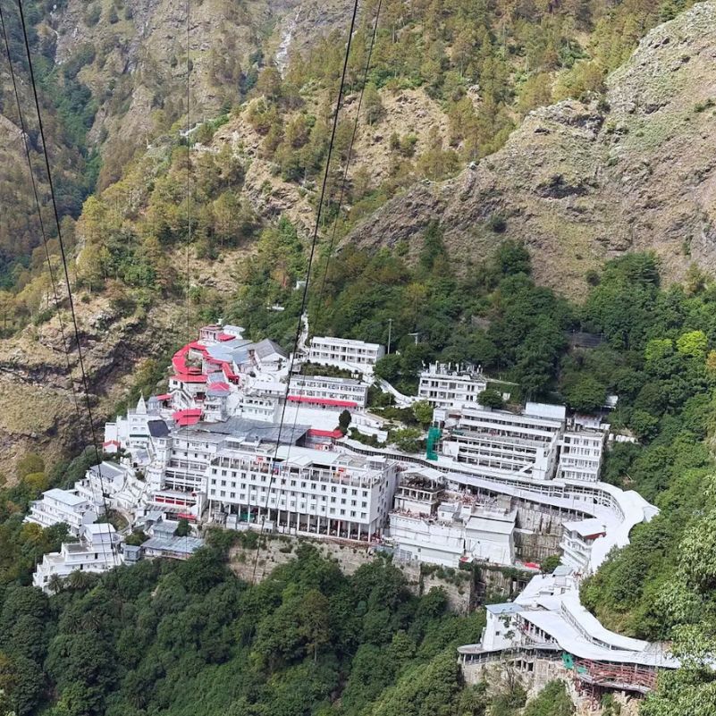 Vaishno Devi Temple in Katra surrounded by the Trikuta Mountains of Jammu and Kashmir.jpg