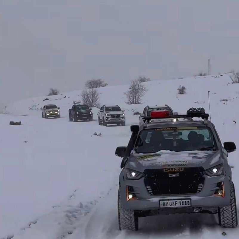 Which Vehicle Is Safer on Snow and Black Ice?