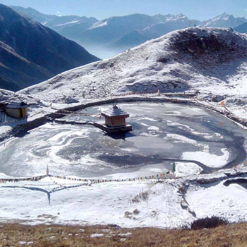 Yulla Kanda in Snow in Winters (3).jpg