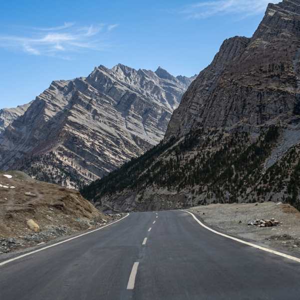 Is Baralacha Pass Open in April.jpg
