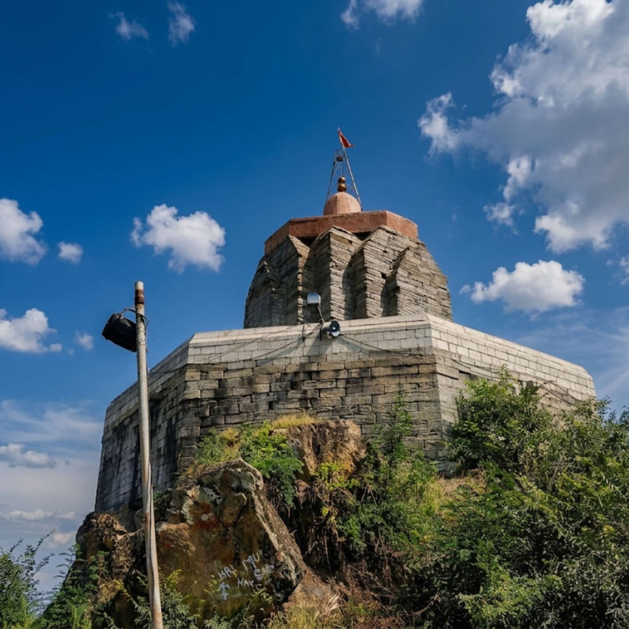 Explore the Ancient Shankaracharya Temple in Kashmir.jpg