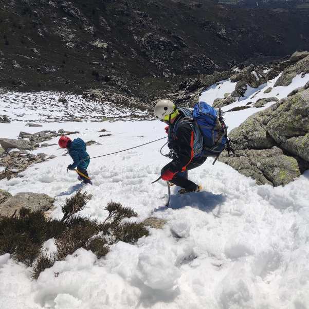Altitude, Oxygen and Safety at Shinkula Pass in March.jpg