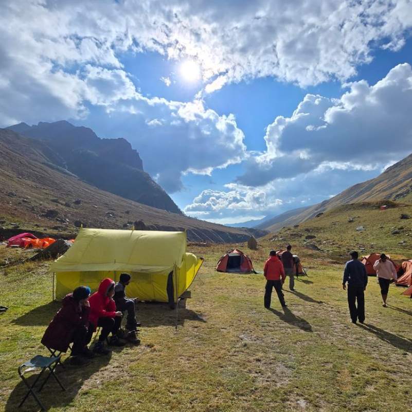Buran Ghati Trek Itinerary_ Day-by-Day Route.jpg
