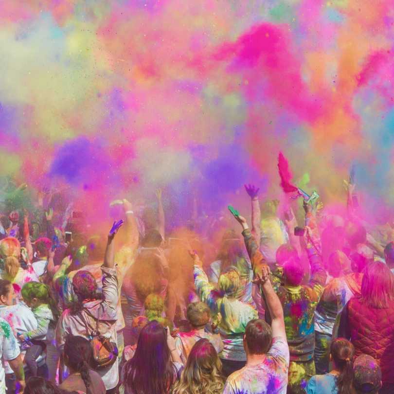 Plan holi in himachal.jpg