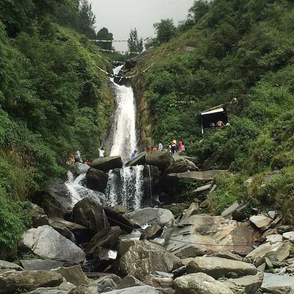 Bhagsu Waterfall.jpg
