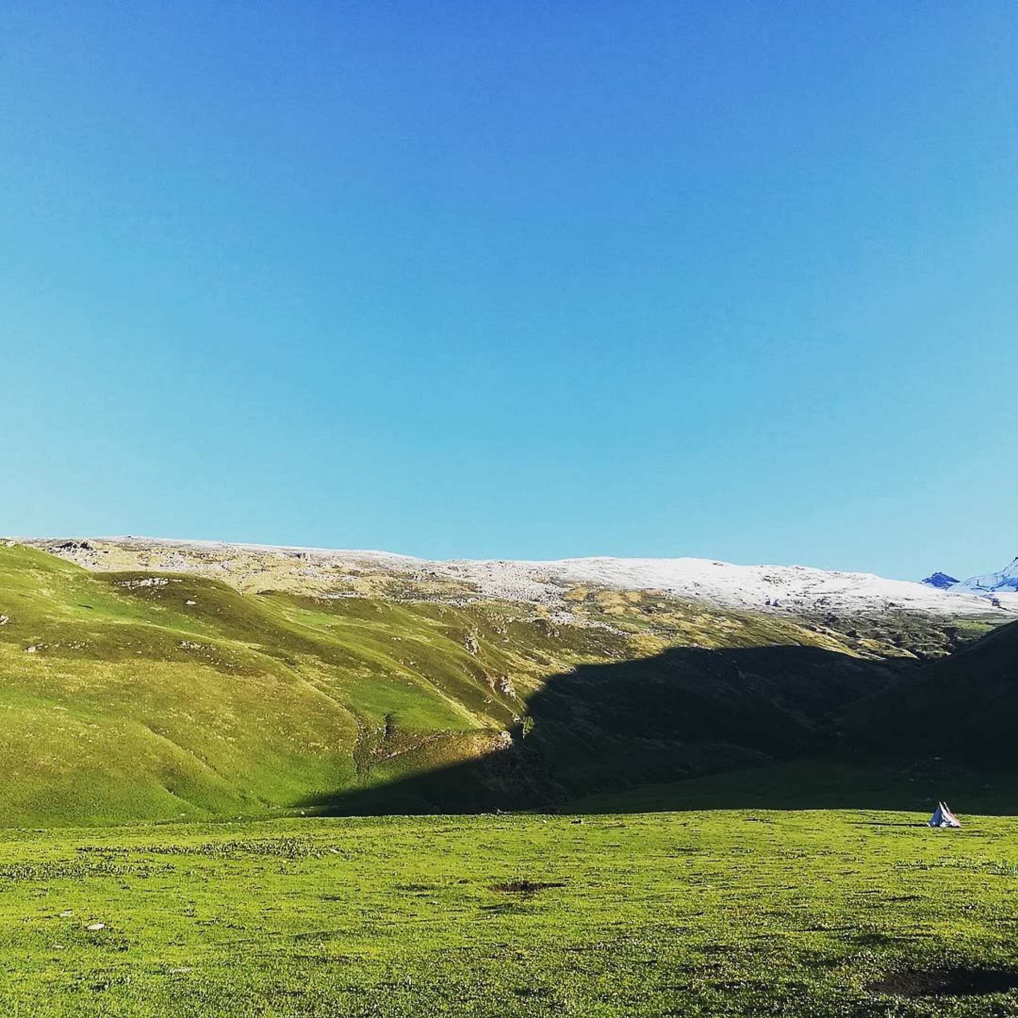 Pabbar Valley in Himachal Pradesh showcasing untouched mountain beauty and natural charm.jpg