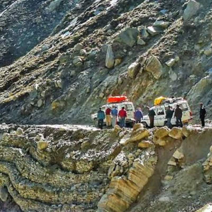 Chhota Dhara to Batal_ The Last Hard Push Before Kunzum.jpg
