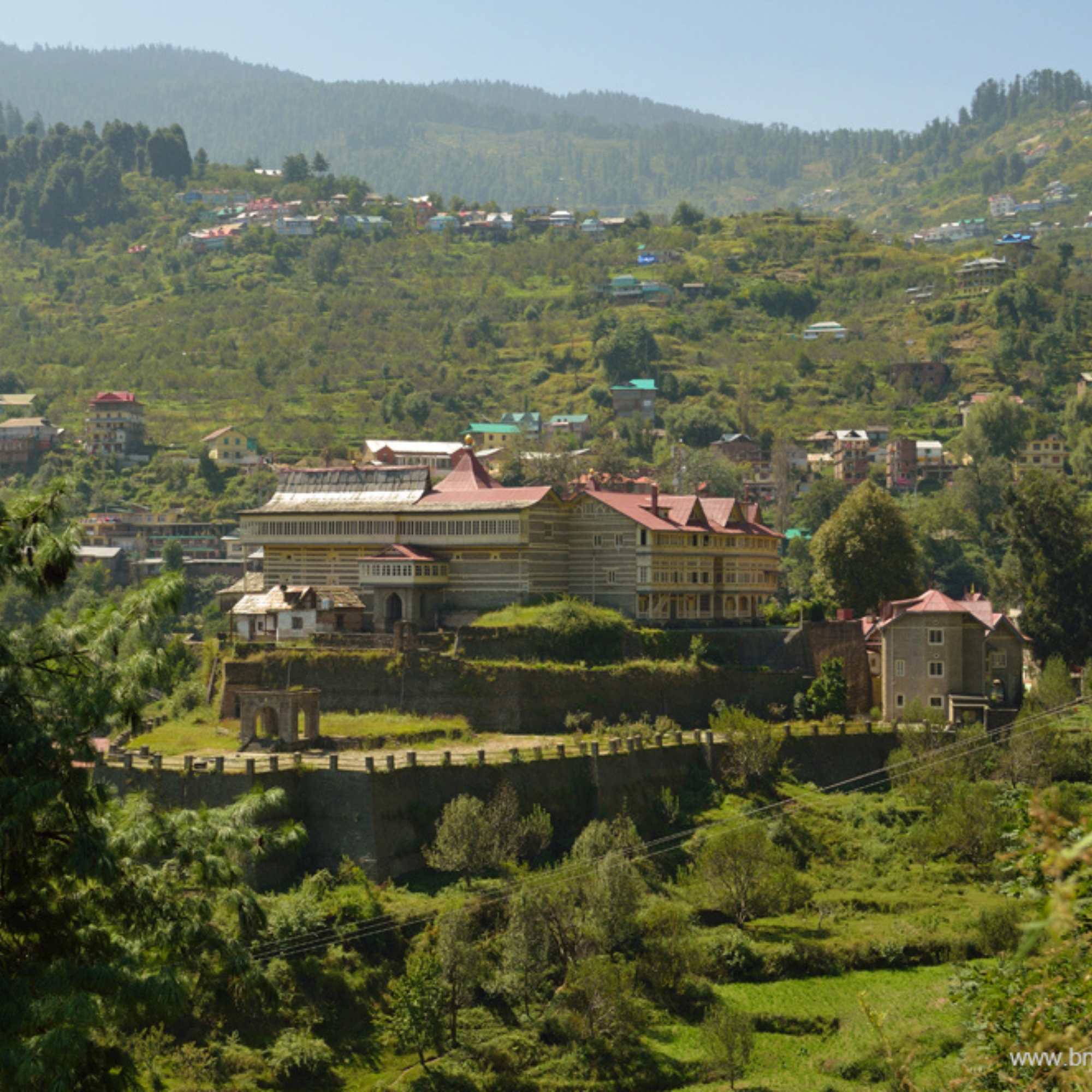 Kharapathar in Himachal Pradesh offering fresh air, quiet views and beautiful Himalayan scenery.jpg