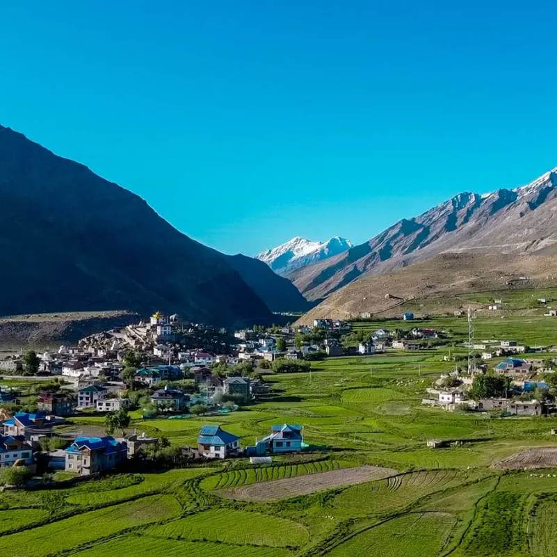 Barren hills and distant peaks Zanskar Valley.jpg