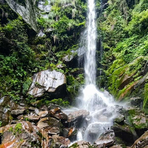 Barshangarh Waterfall.jpg