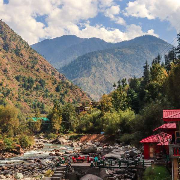 Jibhi vs Kasol — How They Actually Compare.jpg