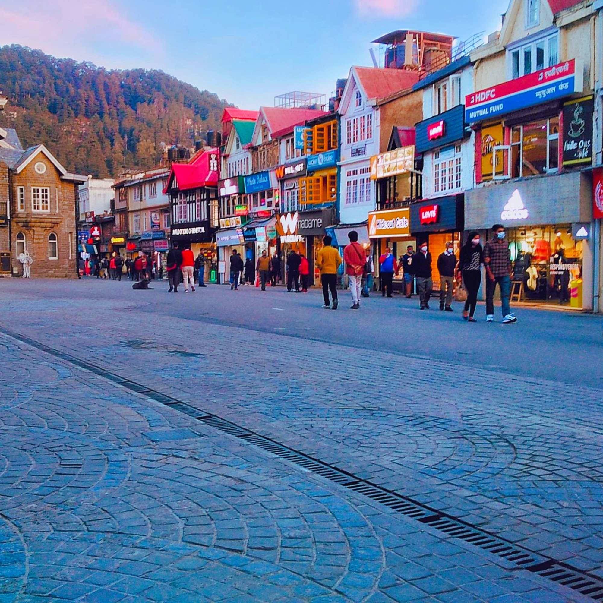 Beautiful night view of Mall Road in Shimla.jpg