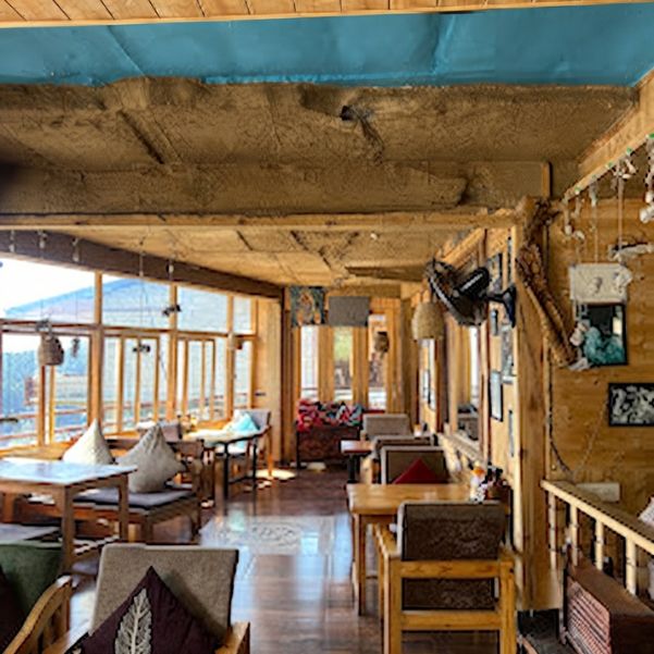 Practical Tips Before Visiting Manali Cafes.jpg