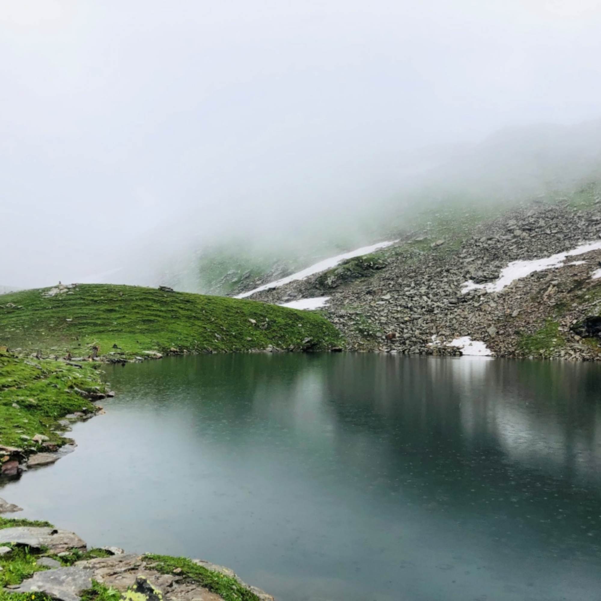 Scenic travel view on the Bhrigu Lake trek in Himachal
