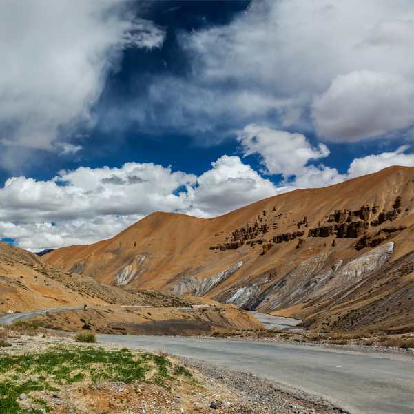 Is the Manali to Leh Highway Open in April 2026.jpg