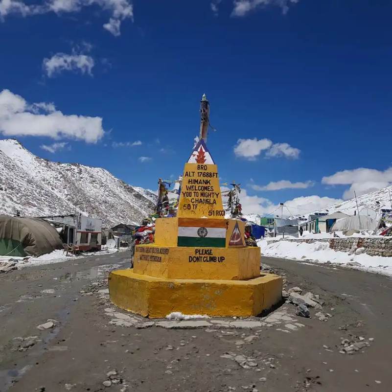 Travellers at the top of Chang La Pass at 5,360 metres