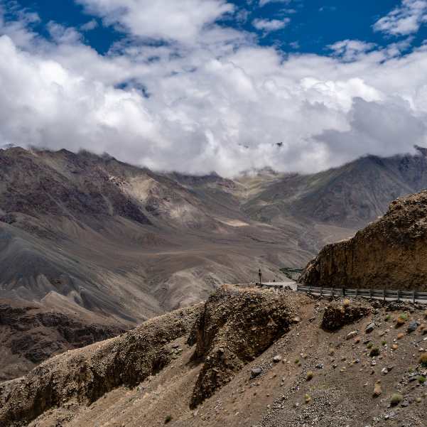 What Should You Wear and Carry for Khardung La in June.jpg