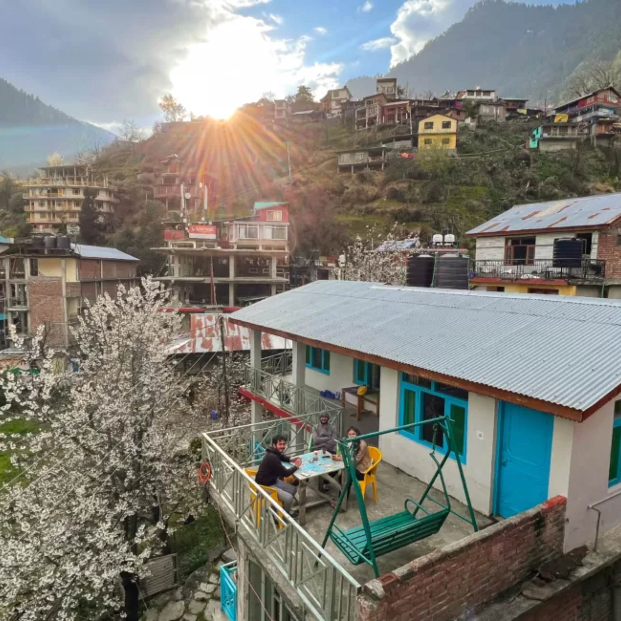 Delhi to Manali Travel Guide
