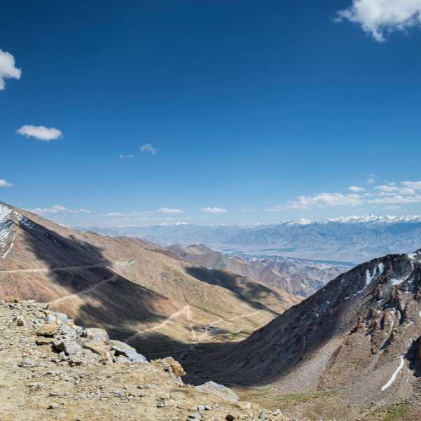 Khardung La in September vs Other Months.jpg