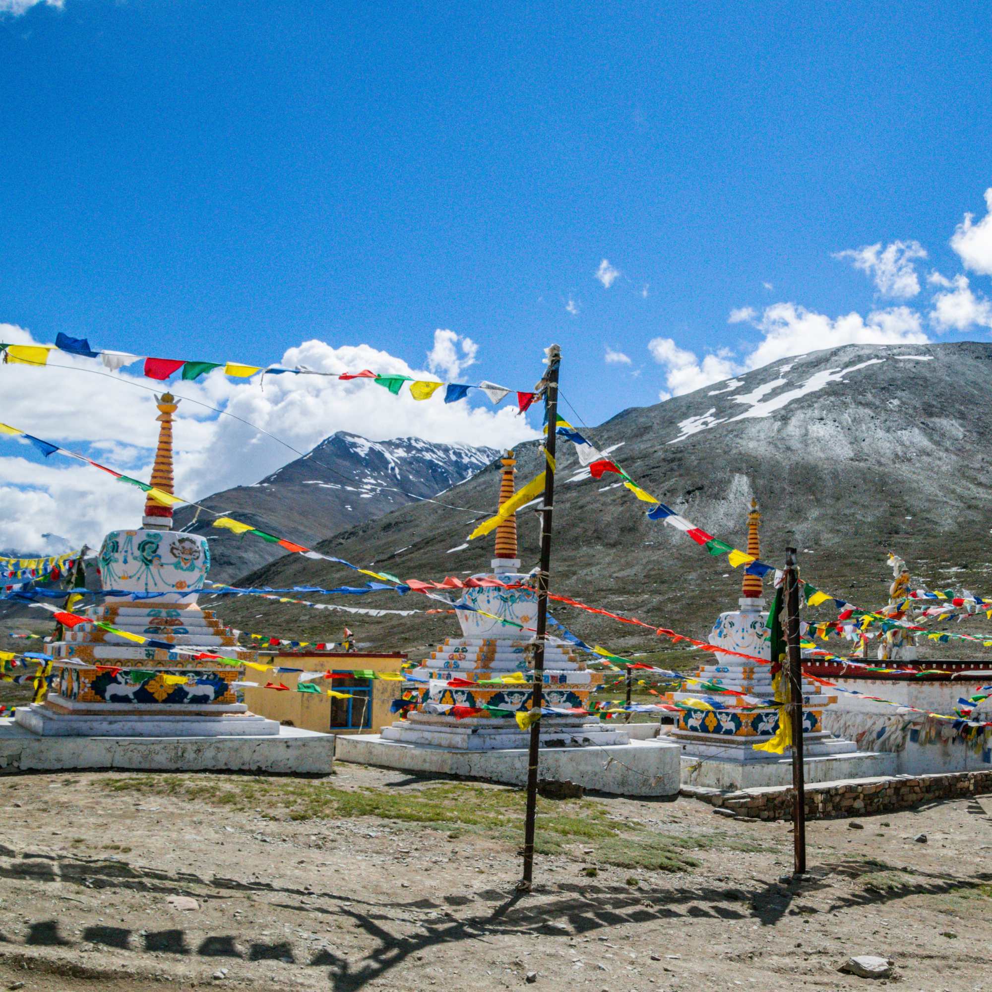 Scenic mountain landscape of Kunzum Pass in Spiti Valley.jpg
