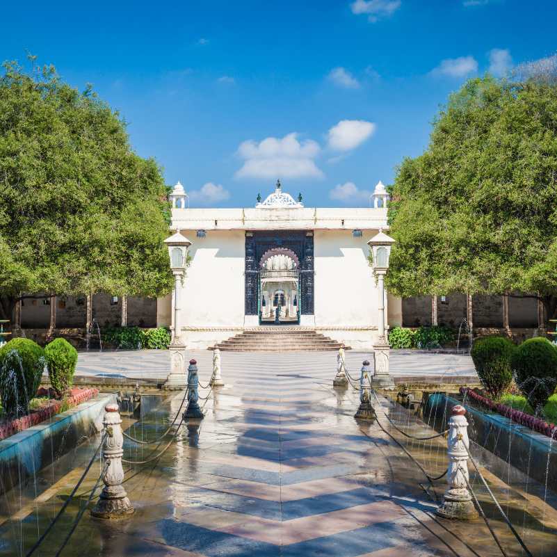 Traditional Rajasthani garden architecture in Udaipur.jpg