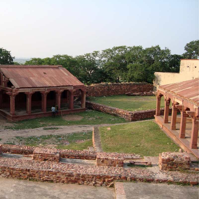 Hathi Pol and Bada Bazaar