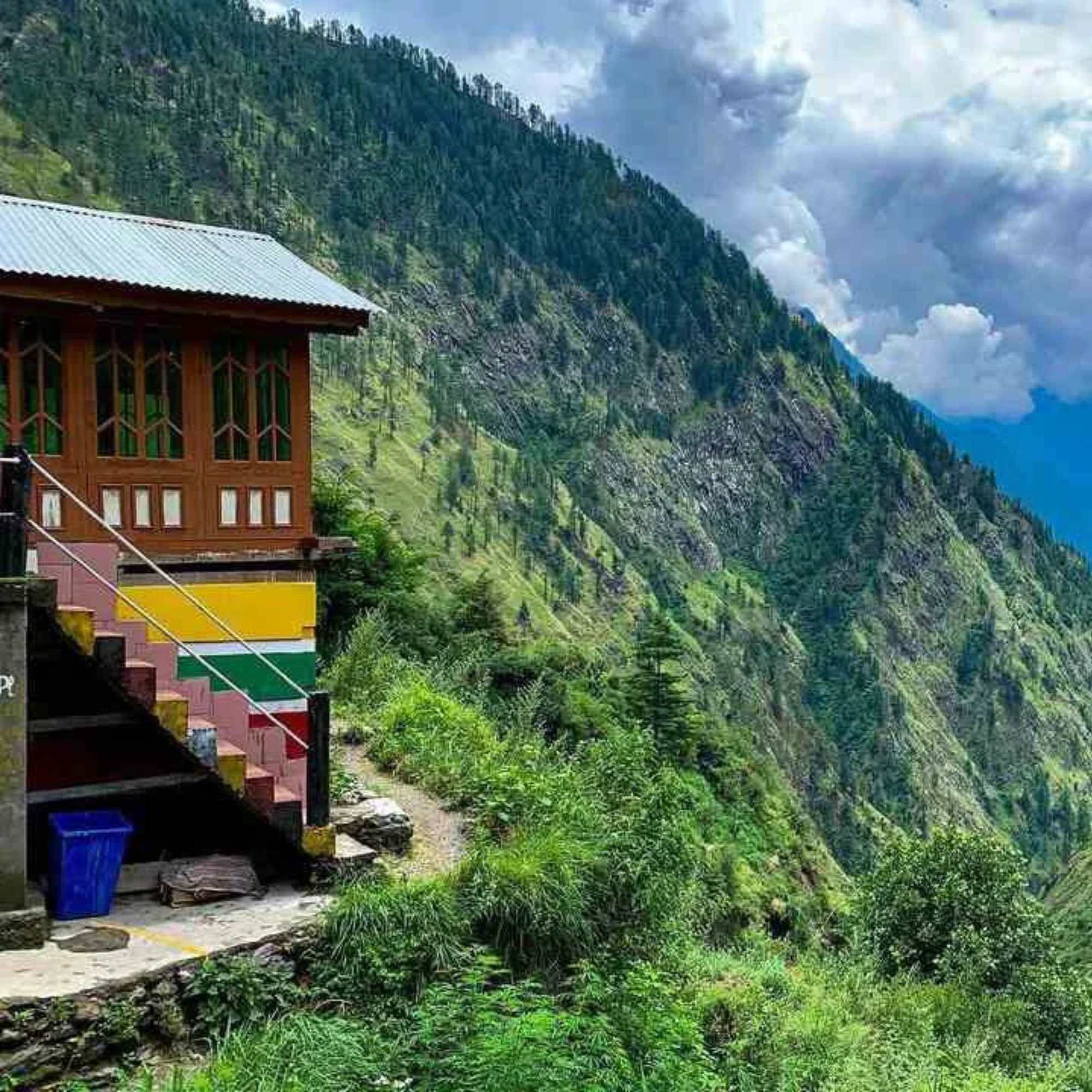 What Is the Nearest Railway Station to Kasol?