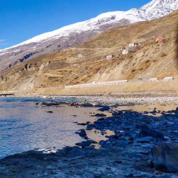 Camping and stay options at Jispa on the Bhaga river in Lahaul