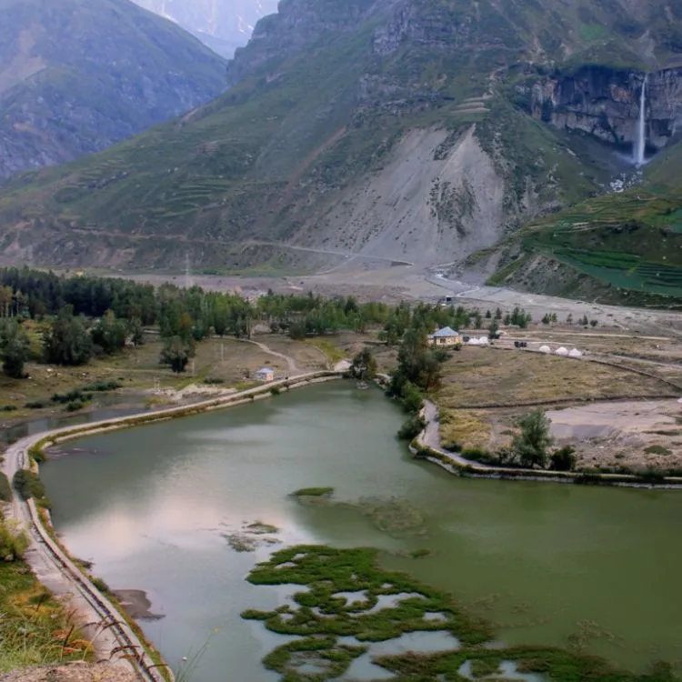 Sissu Valley in April vs March vs May