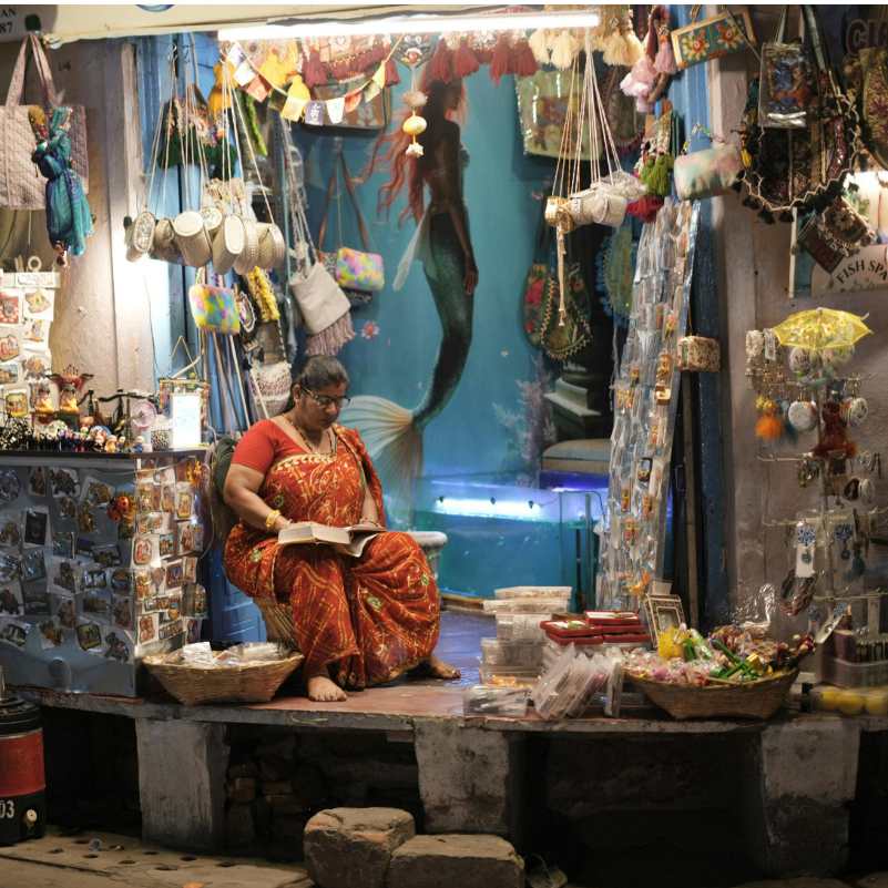 Bada Bazaar shopping street in Udaipur Rajasthan.jpg