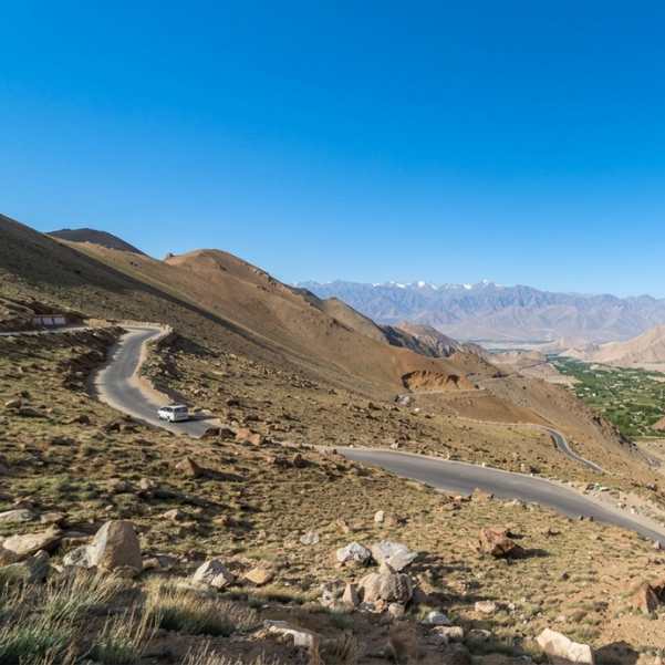 Leh to Khardung La Distance, Travel Time and Route.jpg