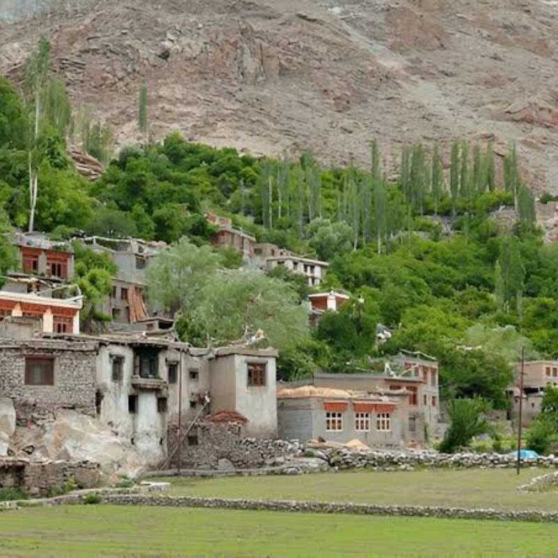 How to reach Aryan Valley from Leh.jpg