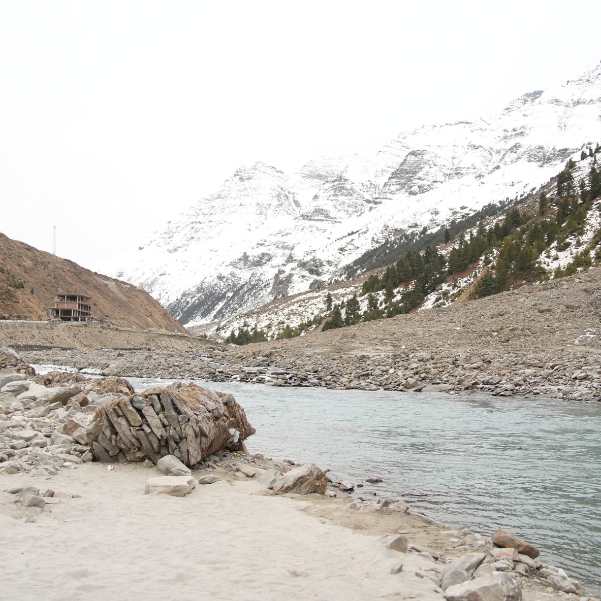 Shinkula Pass Weather in March.jpg