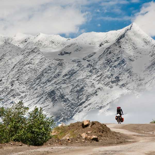 Can You Do a Day Trip to Shinkula Pass in March from Manali.jpg