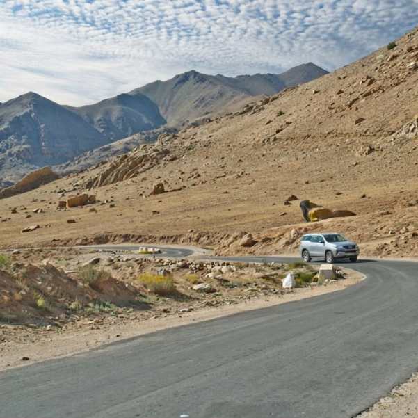 Option 2_ Leh to Nubra via Khardung La.jpg
