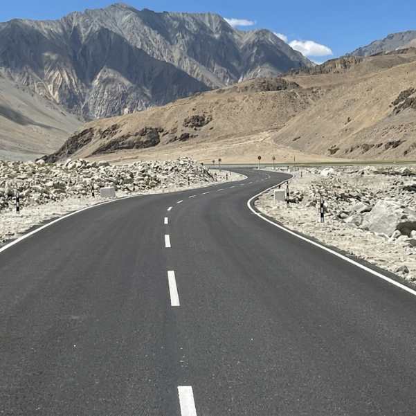 Is the Srinagar to Leh Highway Open in 2026.jpg