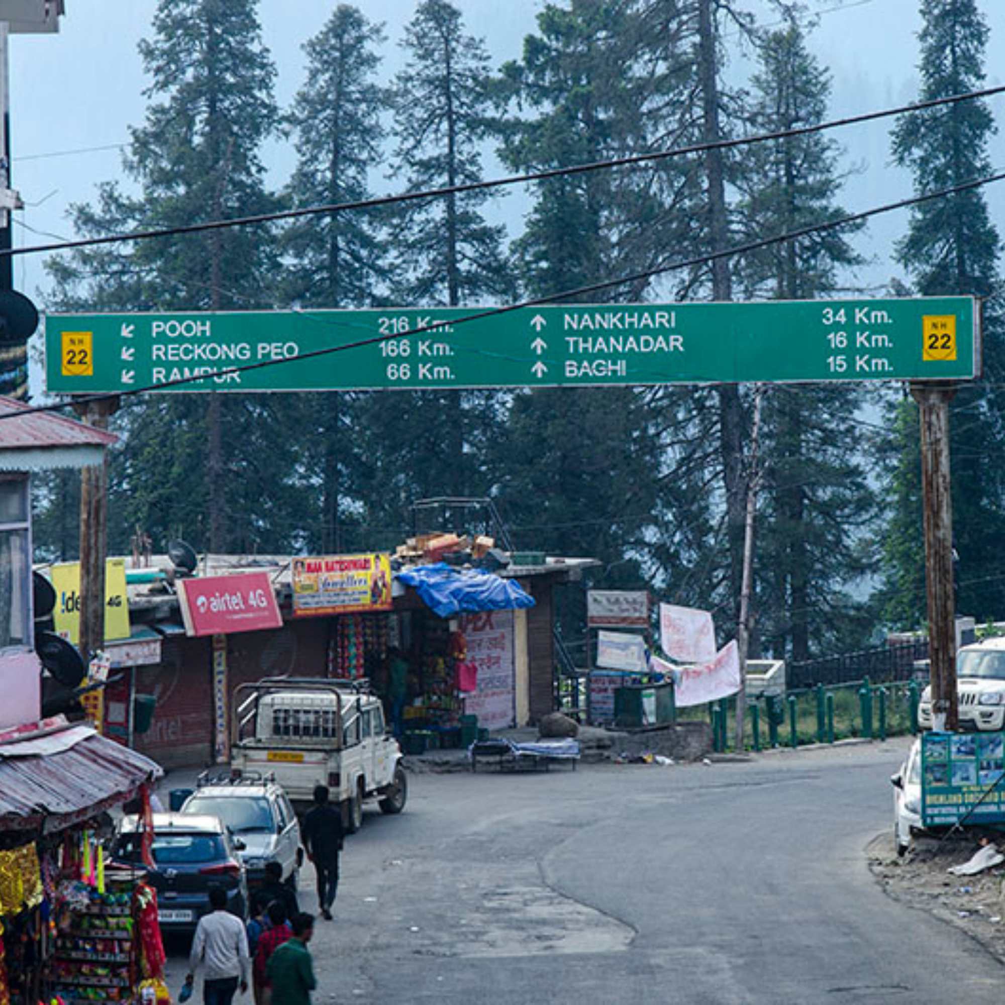 Scenic Narkanda surrounded by snow-capped mountains.jpg