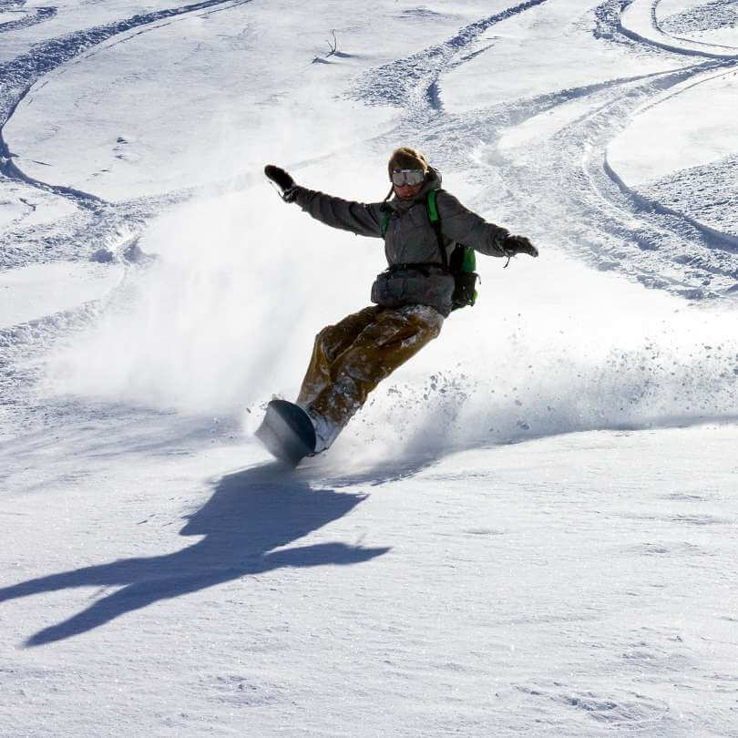 Snowboarding In Sethan Hampta.jpg