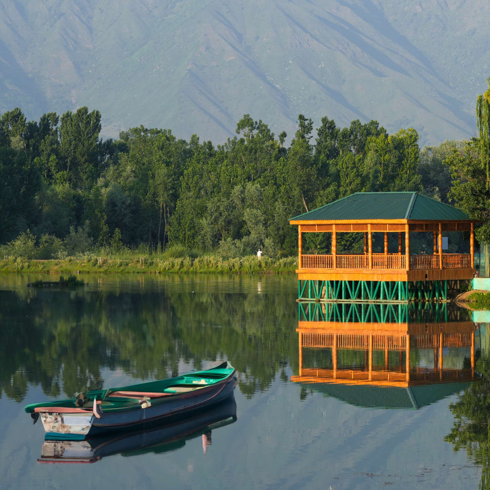 What Should You Know Before Booking Kashmir in 2026?