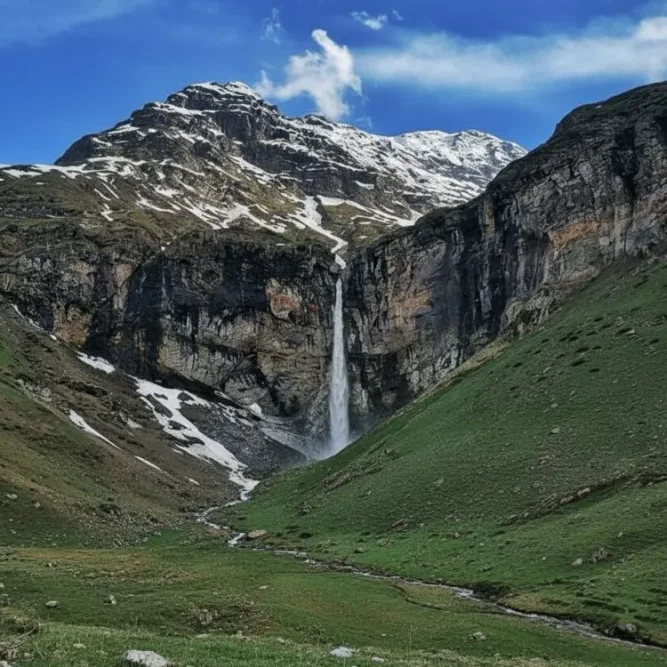 Sissu Valley in May vs April vs June