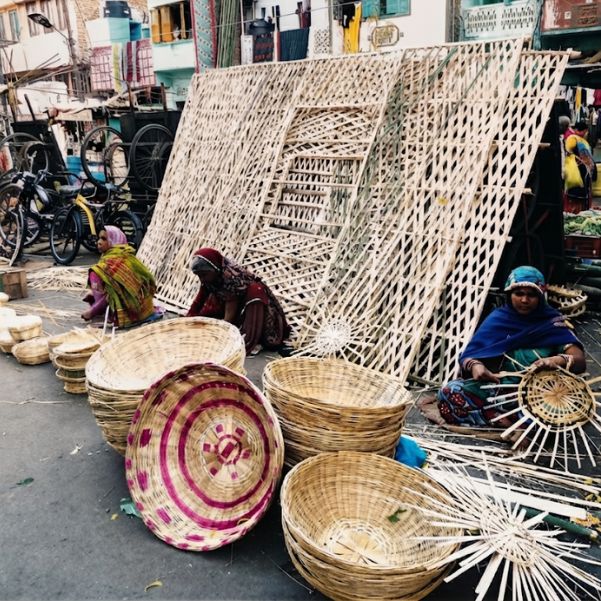 Udaipur Market Timings and Sunday Closures.jpg