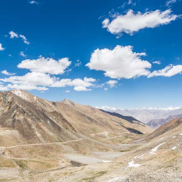 How Long Can You Stay at the Top of Khardung La.jpg