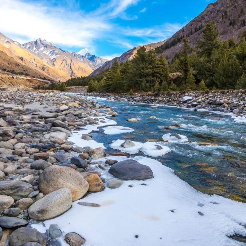 Traditional slate and timber Kinnauri houses in Chitkul